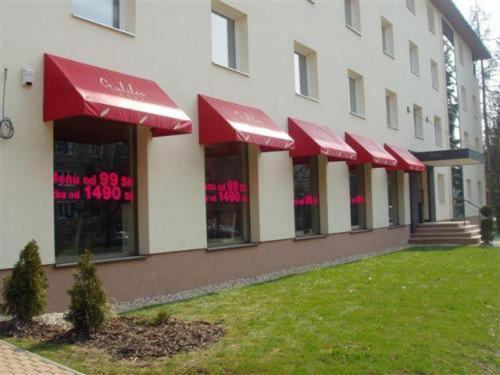 ז'ילינה Hotel Galileo מראה חיצוני תמונה